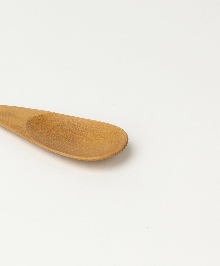 tea spoon wood close up