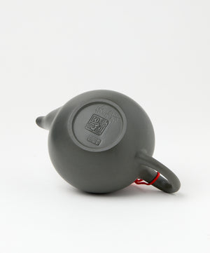 artist signature teapot