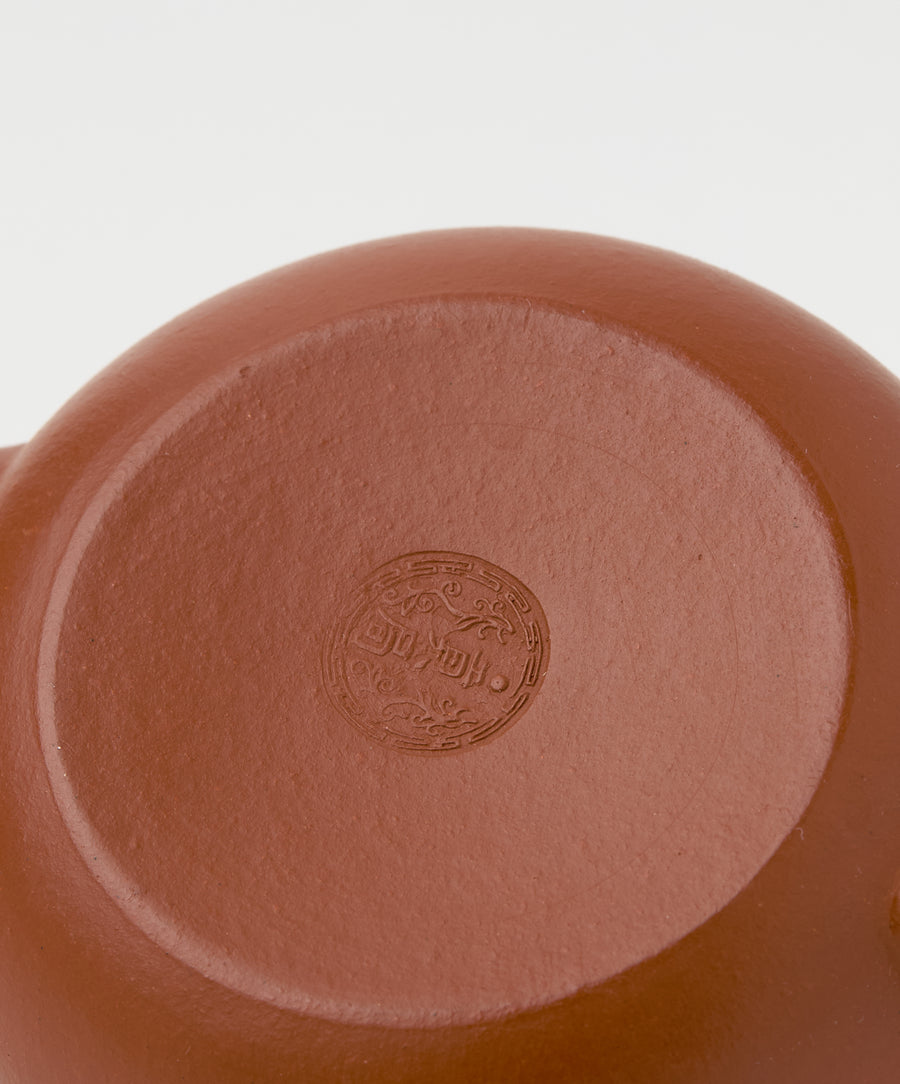 ceramic teapot dumbo signature