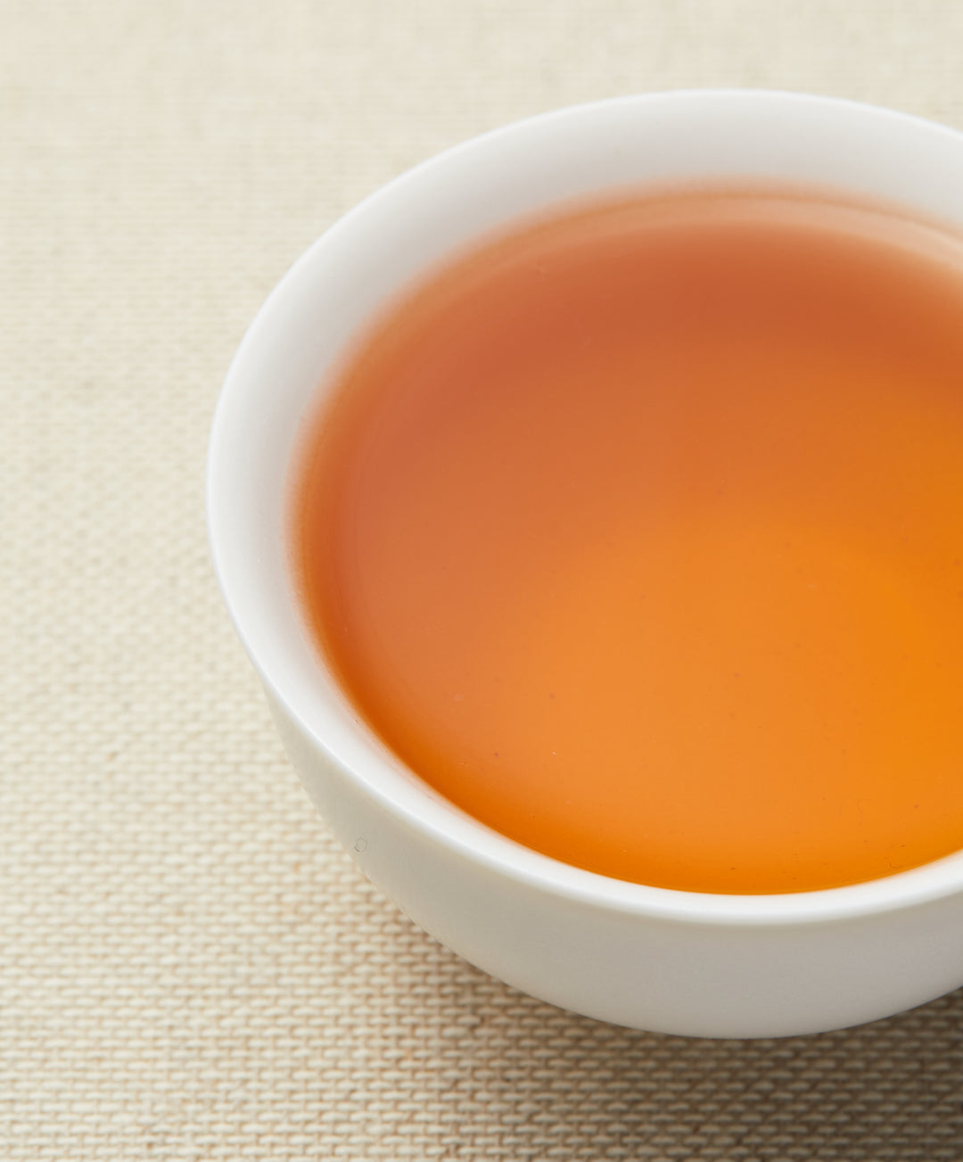 Oriental Beauty Grand Oolong Tea Color